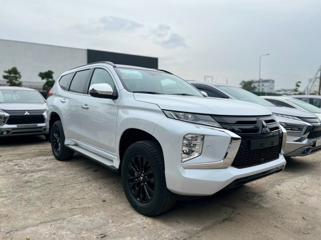 mitsubishi pajero sport 2025 mitsubishi bến thành auto bình tân
