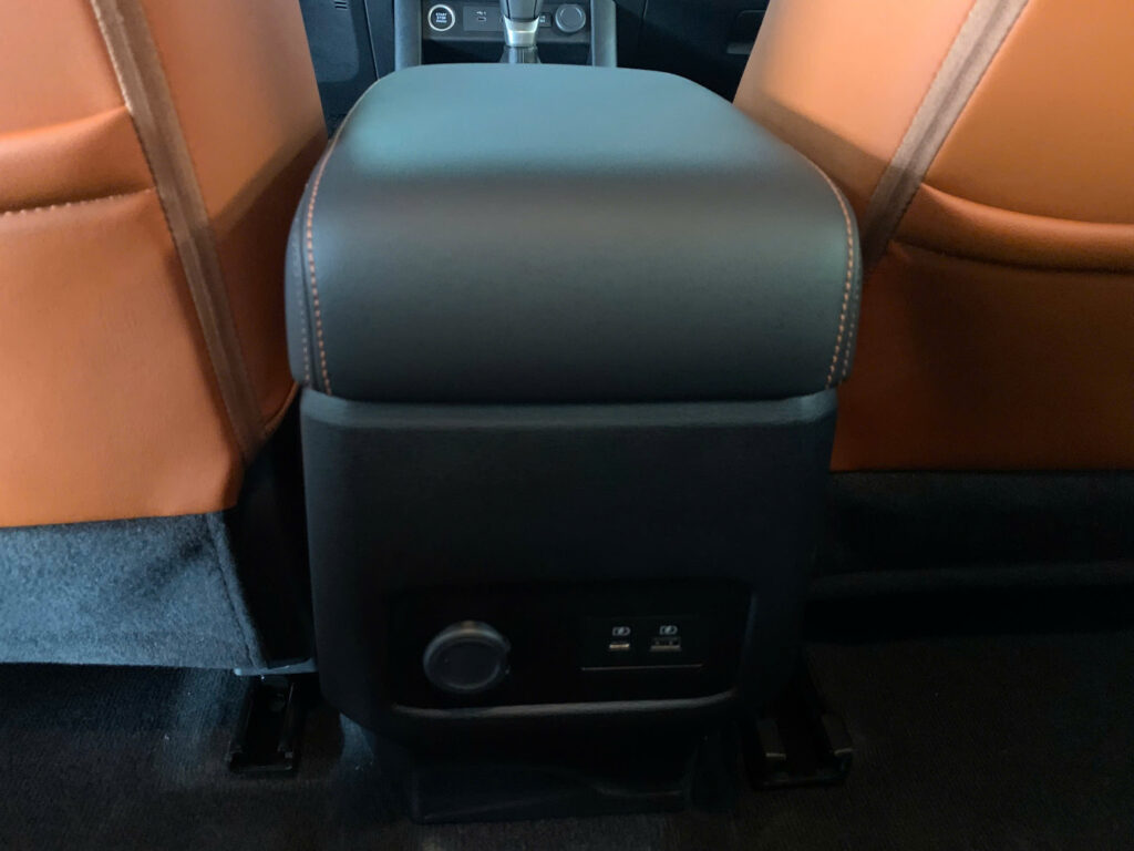 Mitsubishi Triton 2025
