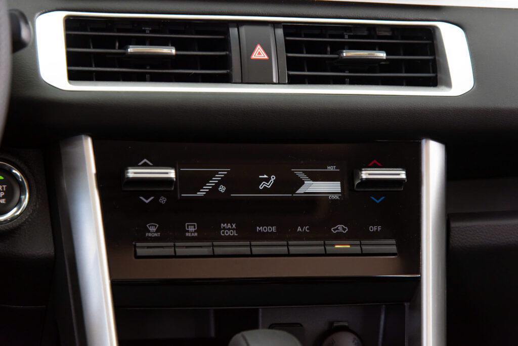 mitsubishi xpander premium 2025