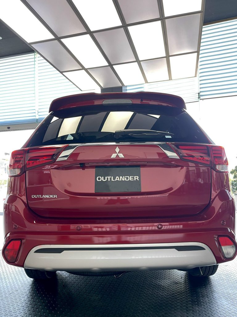 Mitsubishi Outlander 2025