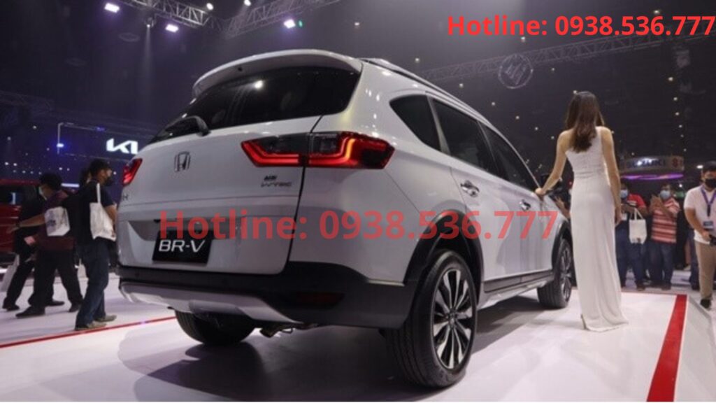 Hông và đuôi xe Honda BR-V 2023
