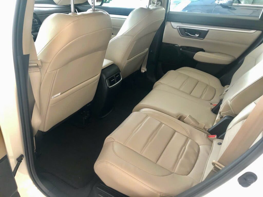 Honda CR-V 2023 giảm hơn 200 triệu và cơ hội tuyệt vời cho Mitsubishi Outlander và các đối thủ cạnh tranh!