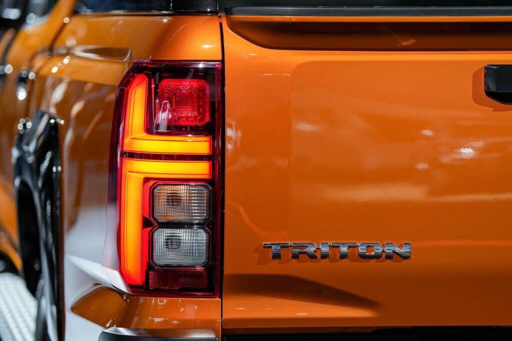 Mitsubishi Triton 2024 “HÉ LỘ” Công Nghệ Tiên Tiến và Sức Mạnh Vượt Trội!
