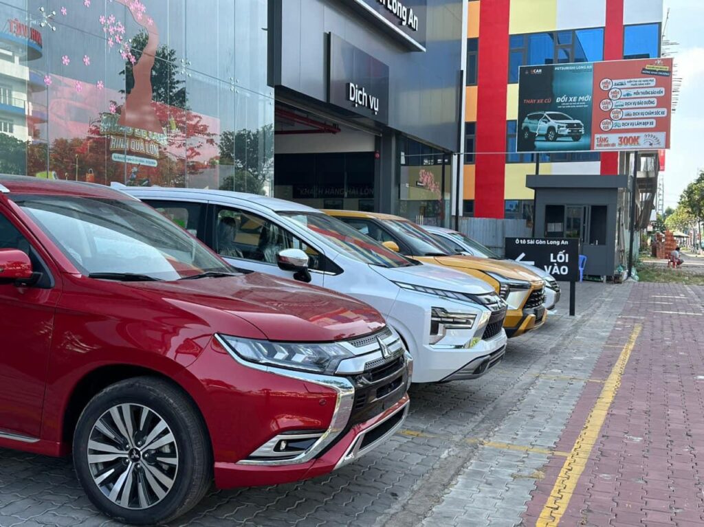 Mitsubishi Long An