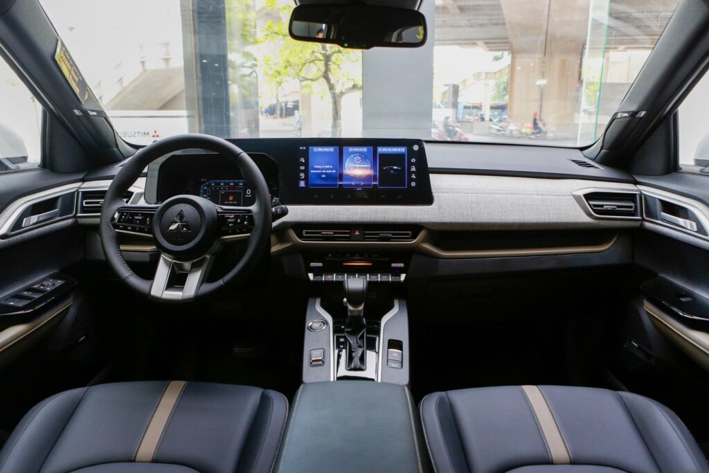 so sánh 4 phiên bản Mitsubishi Xforce 2025