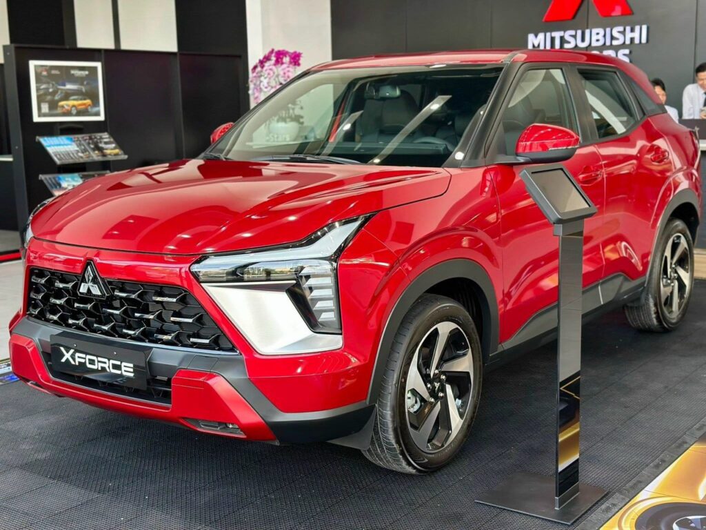 so sánh 4 phiên bản Mitsubishi Xforce 2025