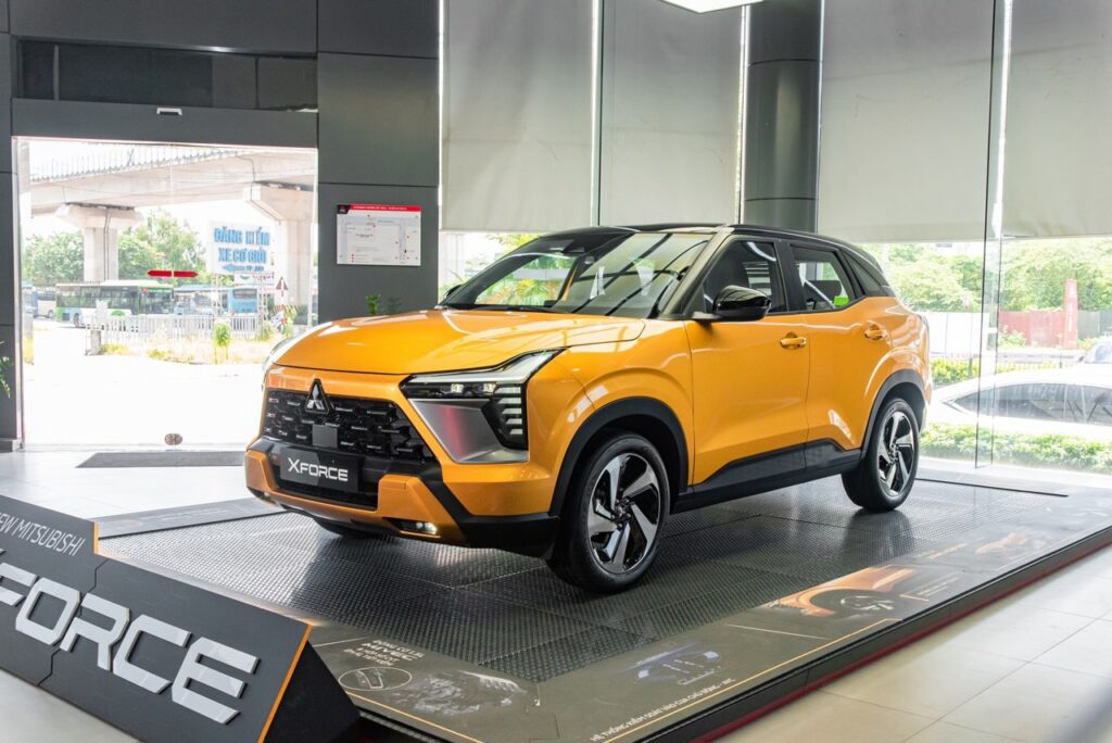 so sánh 4 phiên bản Mitsubishi Xforce 2025