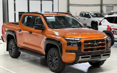 Mitsubishi Triton 2 Cầu Athlete 2024