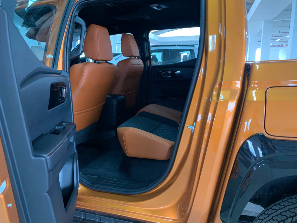 Mitsubishi Triton 2 Cầu Athlete 2024
